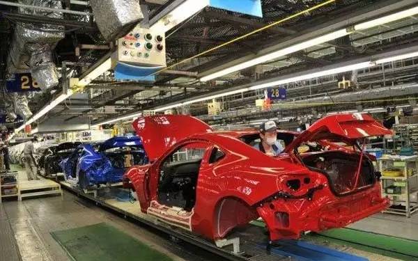 李稻葵：中国若想向上，得虚心学习美、日、德