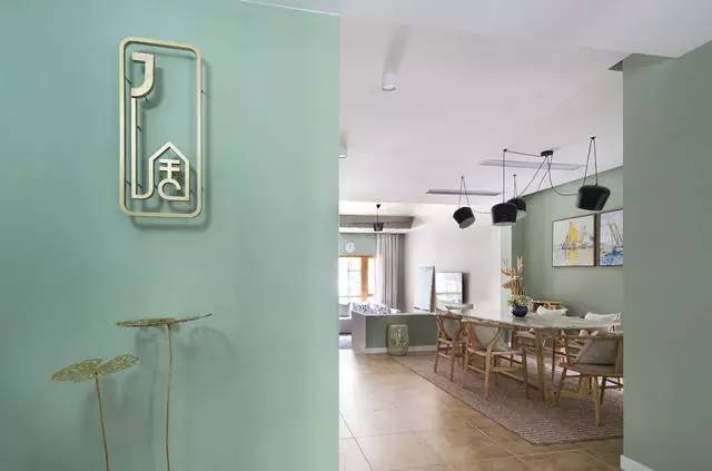 吴回飙把台湾姑娘拐到上海，为她爆改迪士尼旁的毛坯房