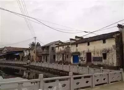 东梓关村核心区长塘边旧时模样