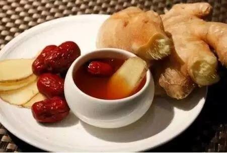 夏天最适合喝的，竟不是绿豆汤！它才是夏季排湿养血之王！