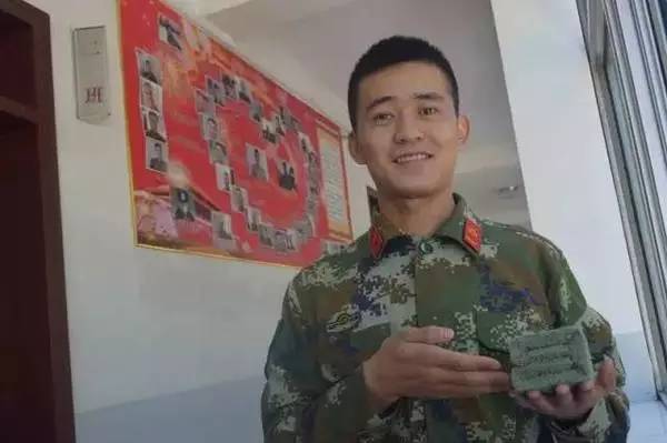 部 队 偷 拍 的 照 片!