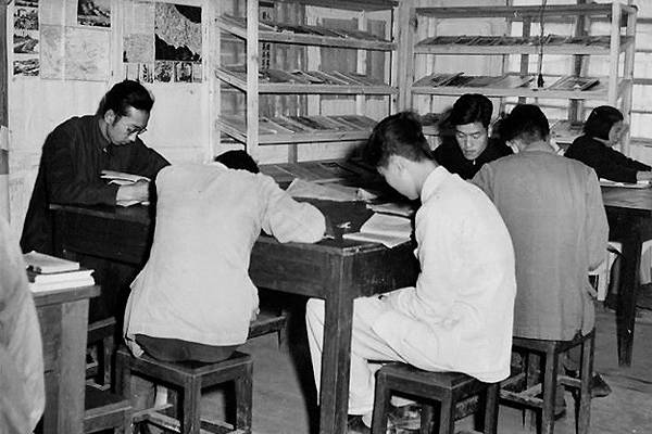 中国最神秘的一所大学，它只存在过8年，却成了永远的第一