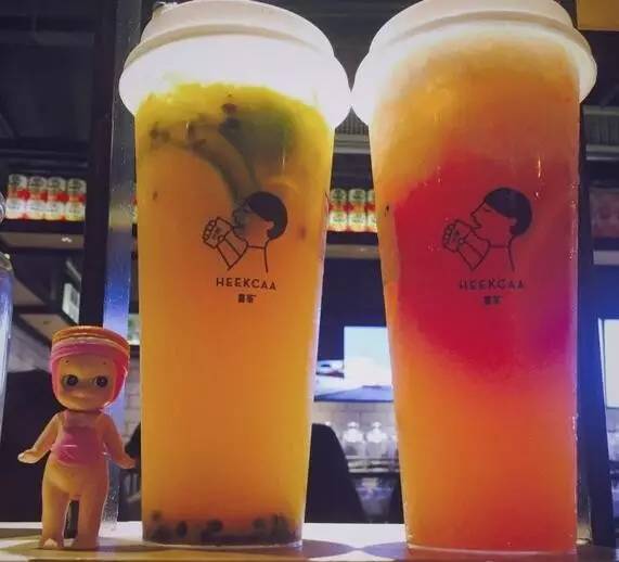 一年做到61家店，营业额过亿，揭秘排队4小时的喜茶