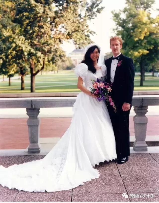 这个太了不起的华裔女子,她的生影响了全世界,她的死更是震惊了全球,今天不能不说的她!