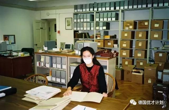 这个太了不起的华裔女子,她的生影响了全世界,她的死更是震惊了全球,今天不能不说的她!