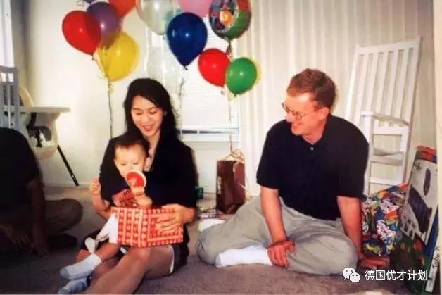 这个太了不起的华裔女子,她的生影响了全世界,她的死更是震惊了全球,今天不能不说的她!