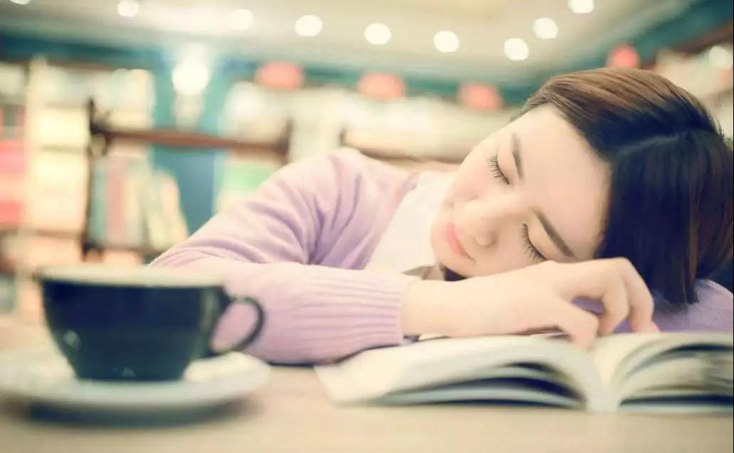 牛津大学教授：别再早睡早起了，这是错误的！