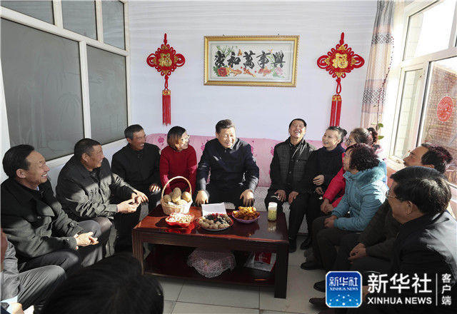 习近平：新时代的领路人