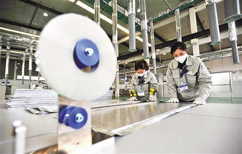2020年广州新材料产值力或超4000亿 研发科创是关键