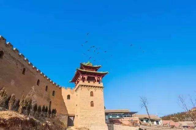 400年了，中国居然还有一个古堡保存完好，甚至还有护城河！