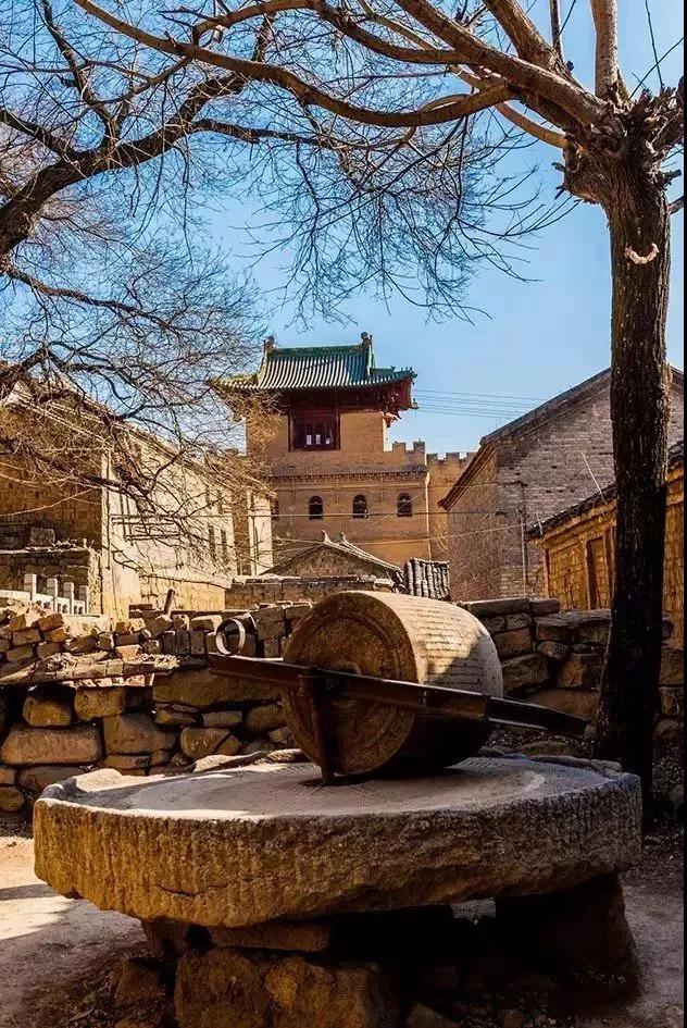 400年了，中国居然还有一个古堡保存完好，甚至还有护城河！
