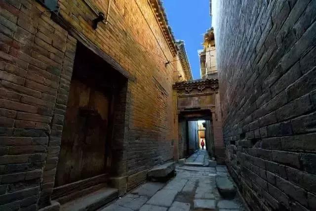 400年了，中国居然还有一个古堡保存完好，甚至还有护城河！