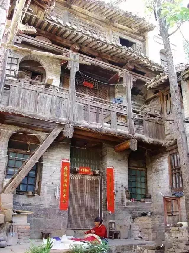 400年了，中国居然还有一个古堡保存完好，甚至还有护城河！