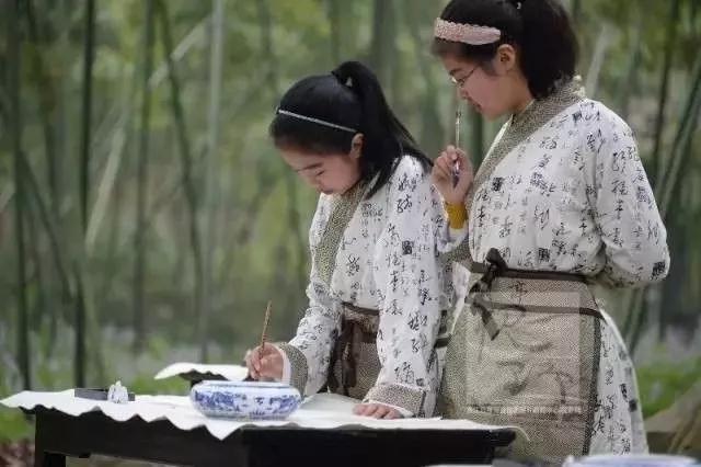 中共中央国务院重大国策：全面复兴传统文化！