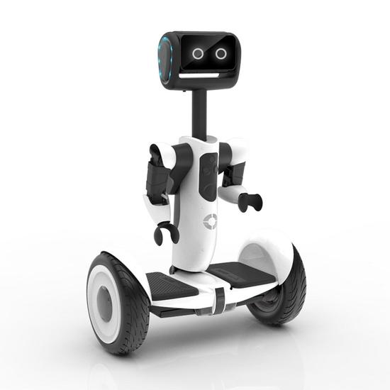 Facebook机器人新专利：能跟着你拍你的一举一动