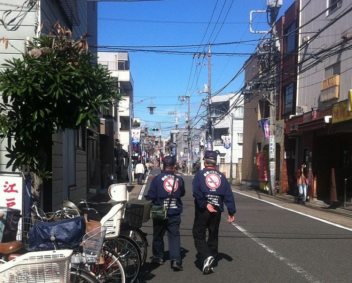 吸烟45分钟内禁搭电梯 日本地方政府新规引热议