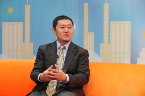 因为有了他，改变了中国房地产中介行业的历史，连续推出5个第一