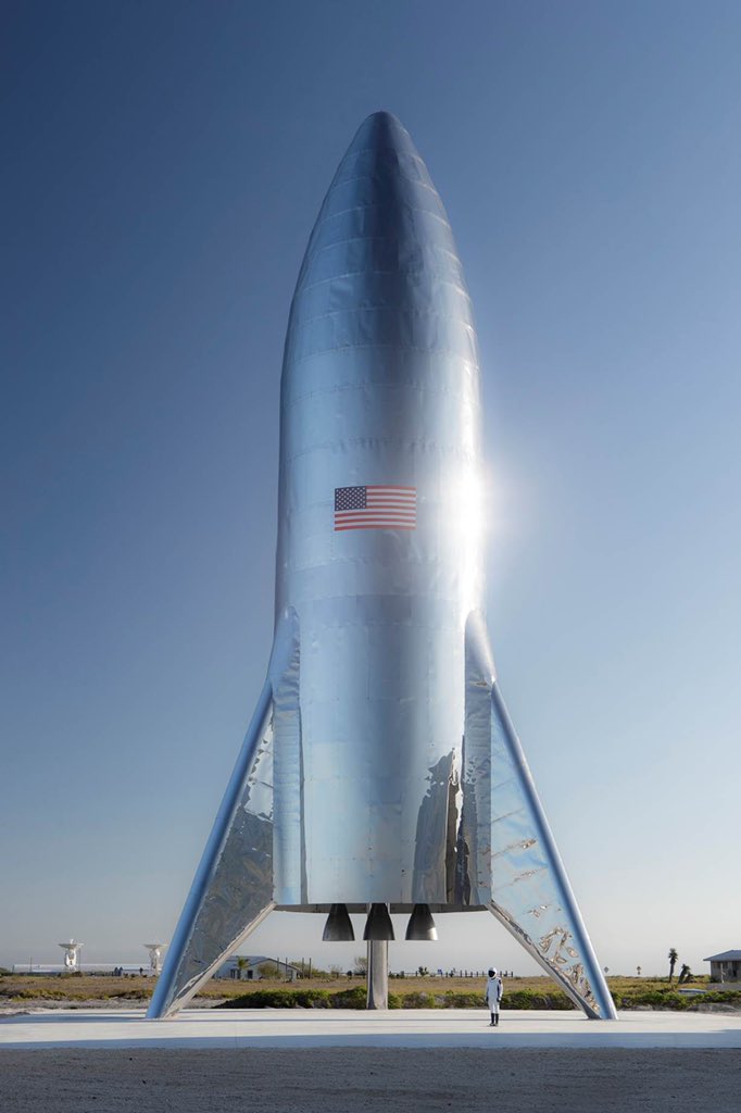 SpaceX完成测试版星际飞船组装 马斯克晒图