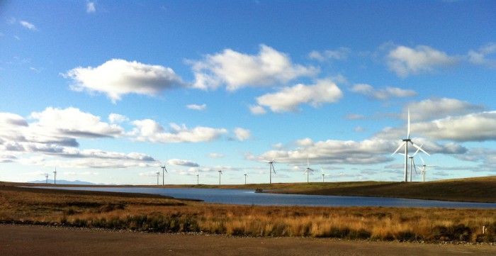 苏格兰电力公司正在建设一种巨大的电池 以提高风力发电效率