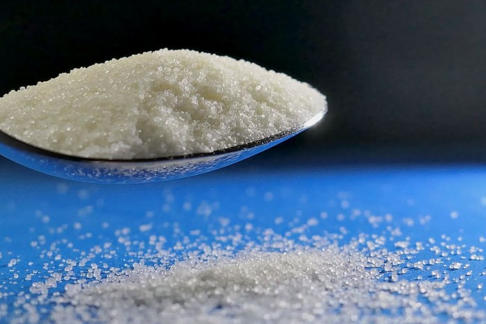 针对中国研究发现 吃食盐替代品每年可预防近50万人死亡