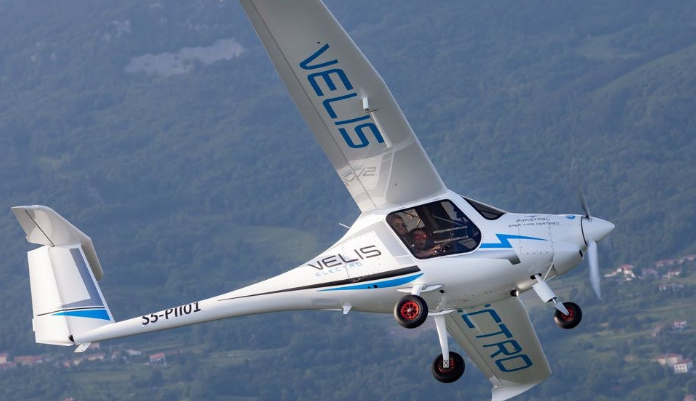 历史性时刻！全球首个电动飞机合格证发出，可投入量产