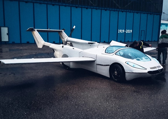 Klein Vision可变形飞行汽车已完成首次空中测试