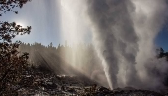 研究表明重新激活的黄石公园间歇泉并不是火山喷发的前兆
