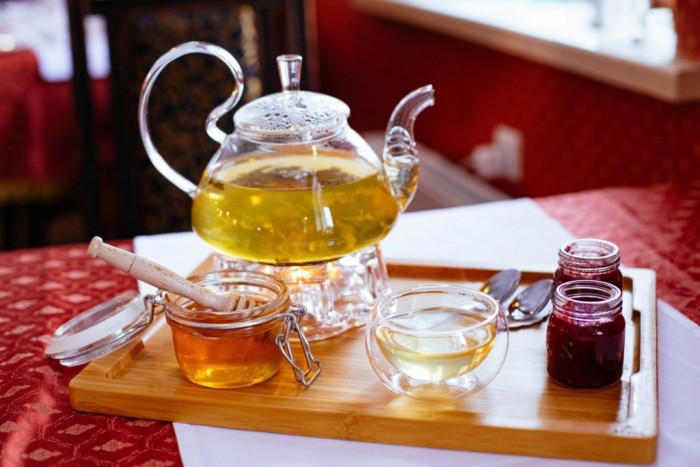 美国学者揭示绿茶和红茶能够降血压及其背后的原因