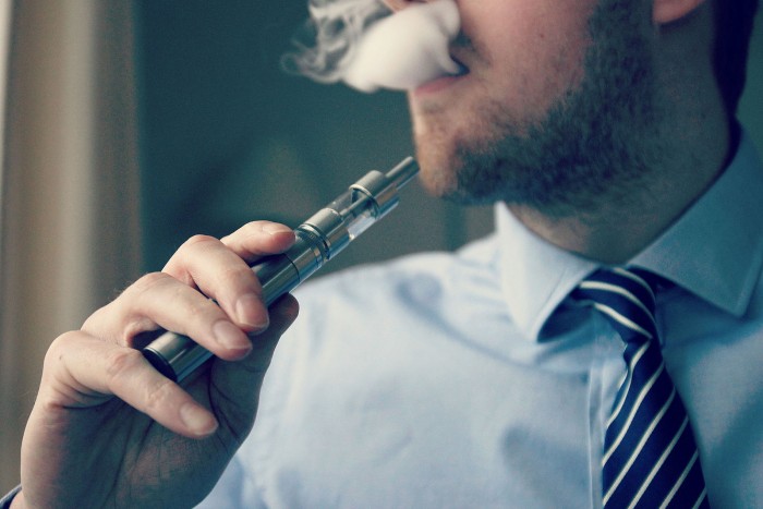 研究：吸食一次电子烟会提高健康非吸烟者的氧化应激水平 增加疾病风险