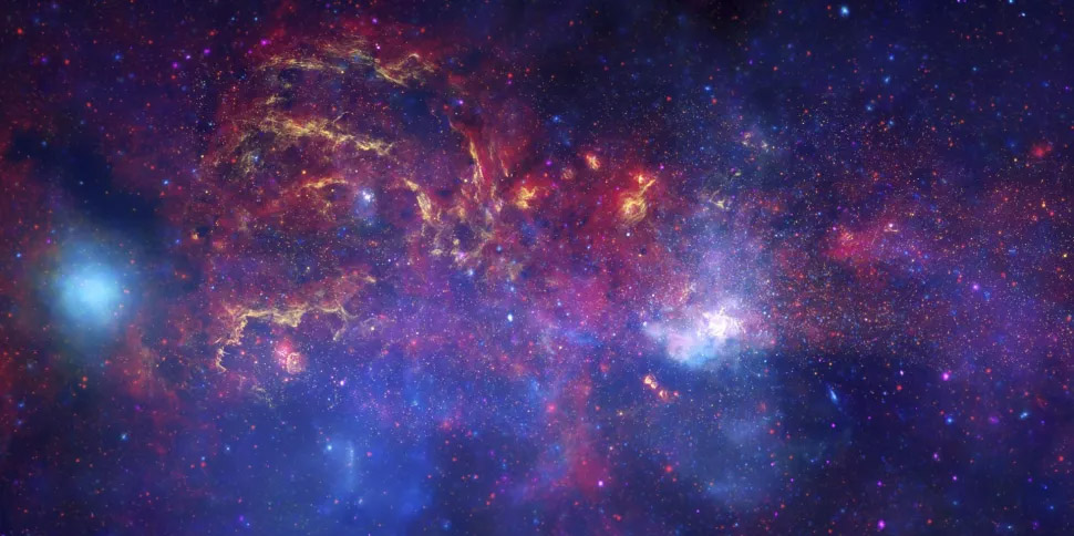 银河系中心附近奇怪的、重复的无线电信号让科学家感到困惑
