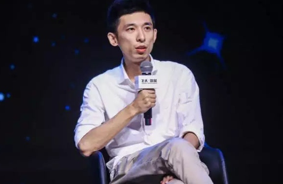 阿里研究员吴翰清离职，投身AI短视频创业