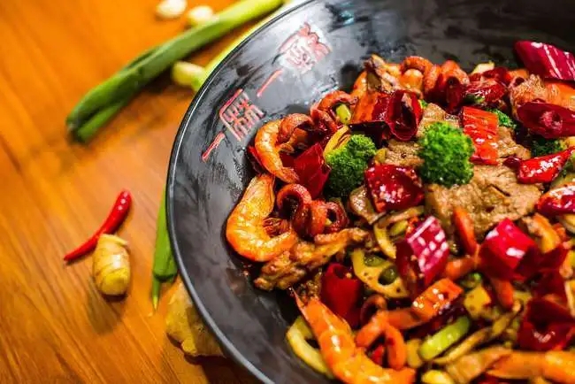 川菜成为全国第一大菜系，门店数量已超过32万家！