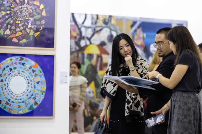 2024年新加坡艺博会开幕 114家全球画廊呈现多元图景